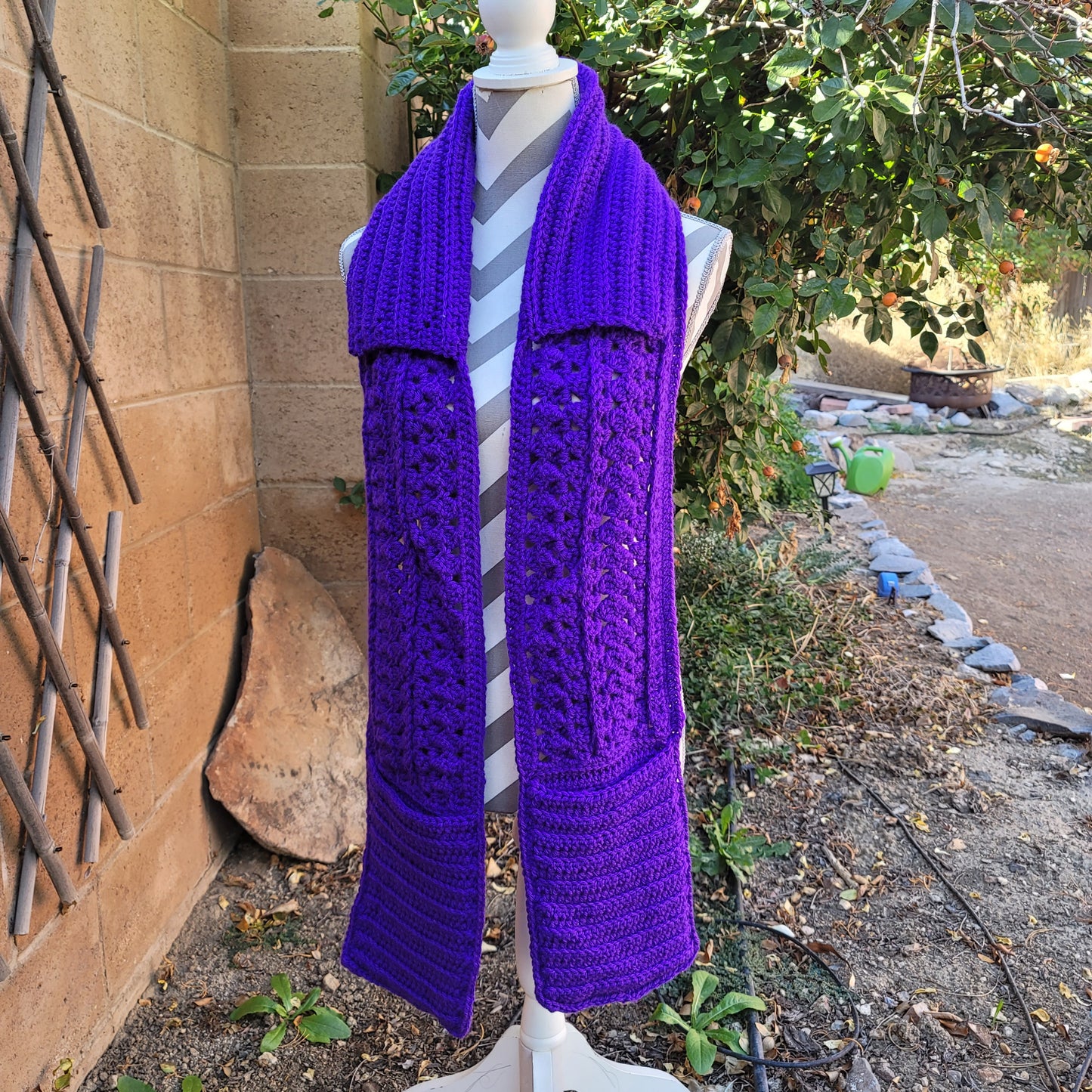 Cuddlesome Pocket Scarf - Purple